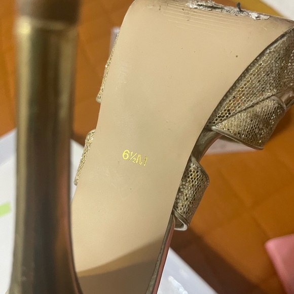 Shi Heels - Picture 7 of 7